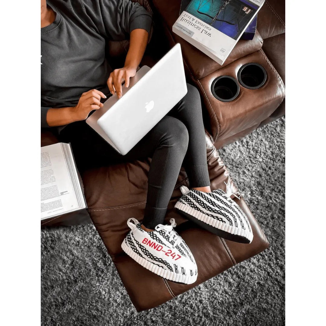 Nike panduf, panduf kadın, panduf erkek, çocuk panduf, bebek panduf, ev pandufu, penti panduf, vicco kreş ayakkabısı, erkek çocuk panduf modelleri, ortopedik panduf, hayvanlı panduf, kadın panduf, erkek panduf, kız çocuk panduf, penti panduf kadın, panduf terlik, ev botu, lcw panduf, gezer panduf, polaris panduf, sıcak ve rahat panduf çeşitleri her numarada. Tüm dünyaya gönderim seçeneğiyle kalite ve konforu şimdi keşfedin.Nike panduf, panduf kadın, panduf erkek, çocuk panduf, bebek panduf, ev pandufu, pent