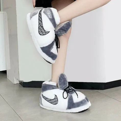 Nike panduf, panduf kadın, panduf erkek, çocuk panduf, bebek panduf, ev pandufu, penti panduf, vicco kreş ayakkabısı, erkek çocuk panduf modelleri, ortopedik panduf, hayvanlı panduf, kadın panduf, erkek panduf, kız çocuk panduf, penti panduf kadın, panduf terlik, ev botu, lcw panduf, gezer panduf, polaris panduf, sıcak ve rahat panduf çeşitleri her numarada. Tüm dünyaya gönderim seçeneğiyle kalite ve konforu şimdi keşfedin.Nike panduf, panduf kadın, panduf erkek, çocuk panduf, bebek panduf, ev pandufu, pent